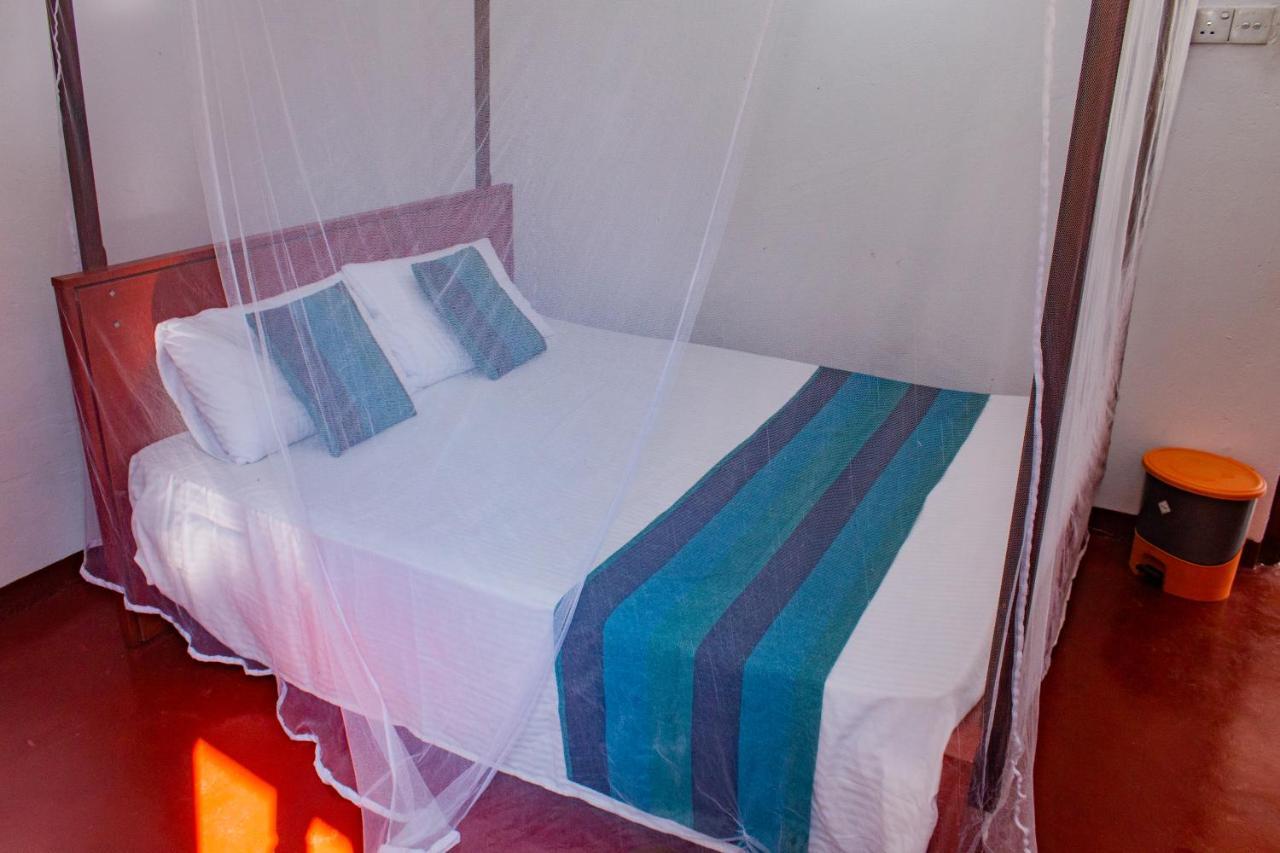 Hotel Murphy Cave Mirissa Esterno foto